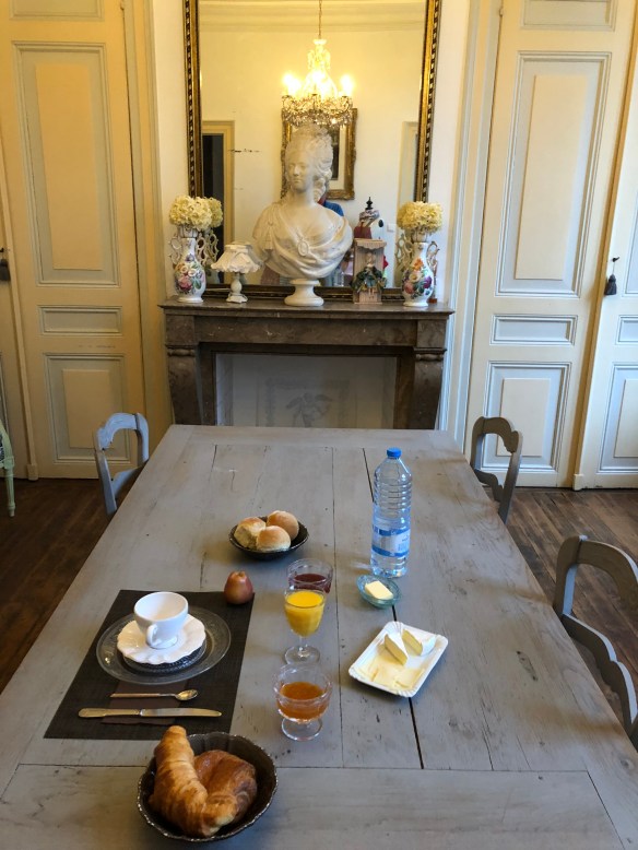 81E6AE92-17D4-4772-A84C-E4547B0D24A2